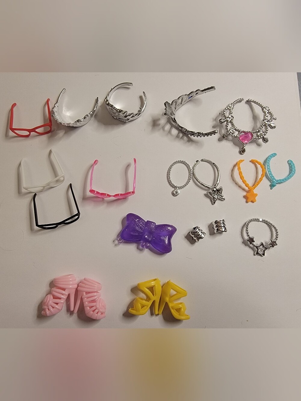 Barbie Doll Jewelry Lot 18pc Tiaras Necklaces Glasses Heels Clips